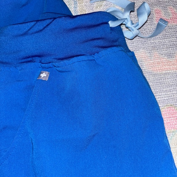 Caribbean Blue Fig Set - Picture 5 of 6